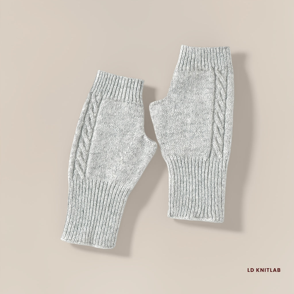 Manchons en maille torsadée à passage pour le pouce, beige