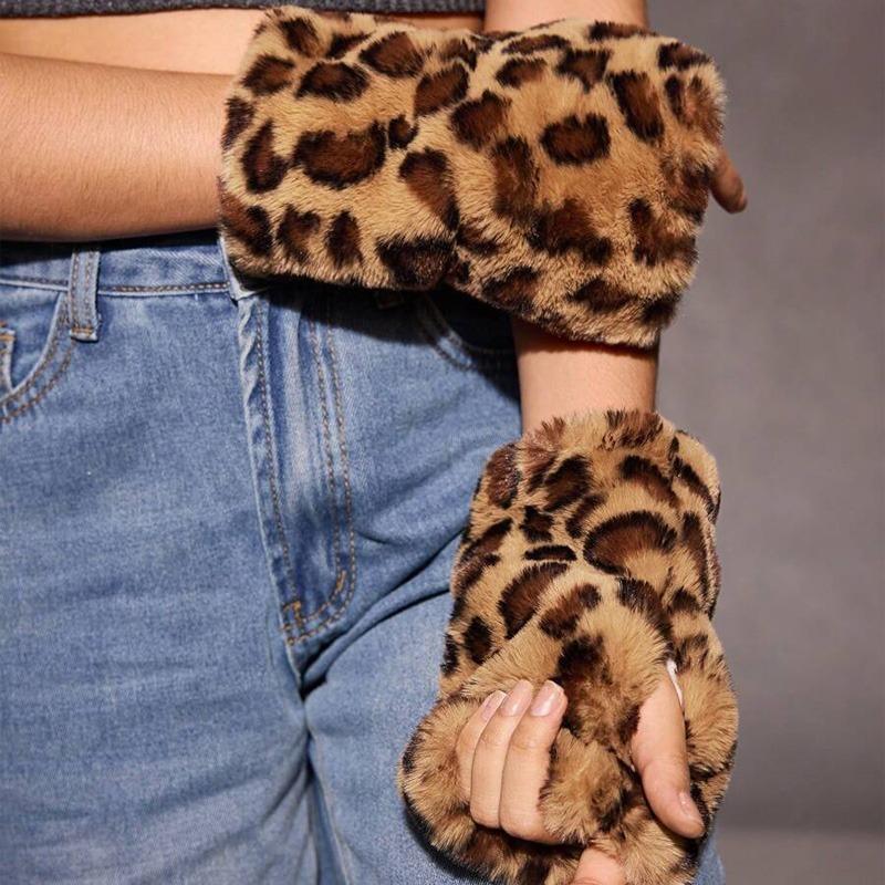 Gants en maille léopards