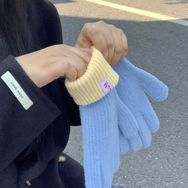 Gants bicolores à étiquette cousue en maille
