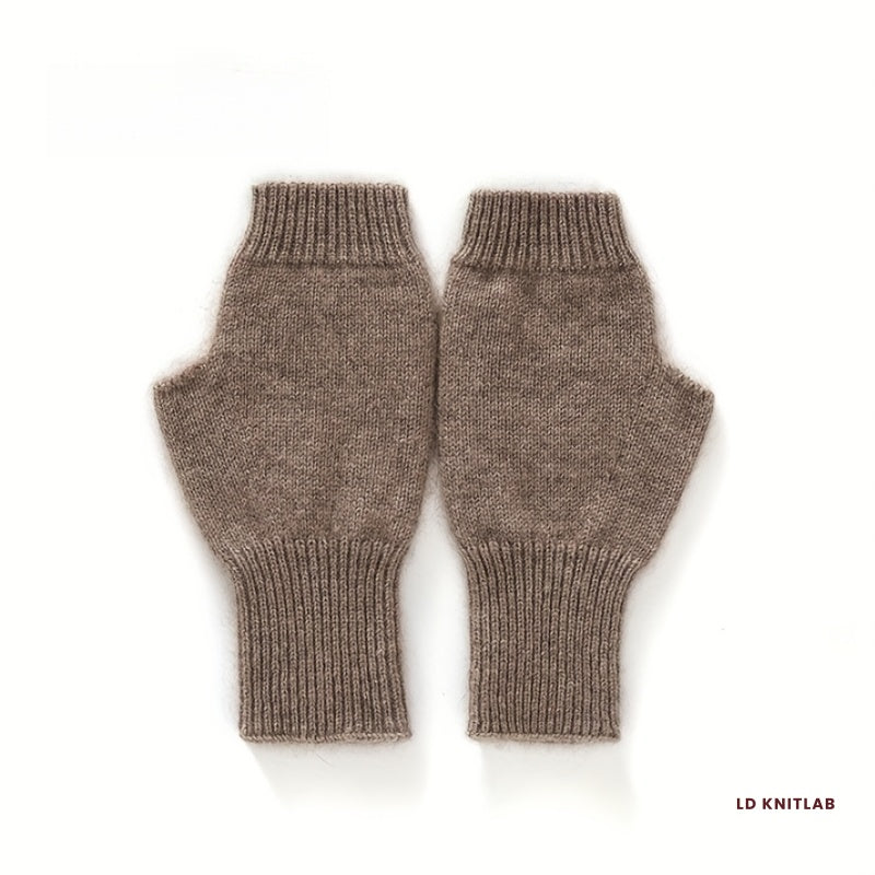 Manchons en maille torsadée à passage pour le pouce, beige