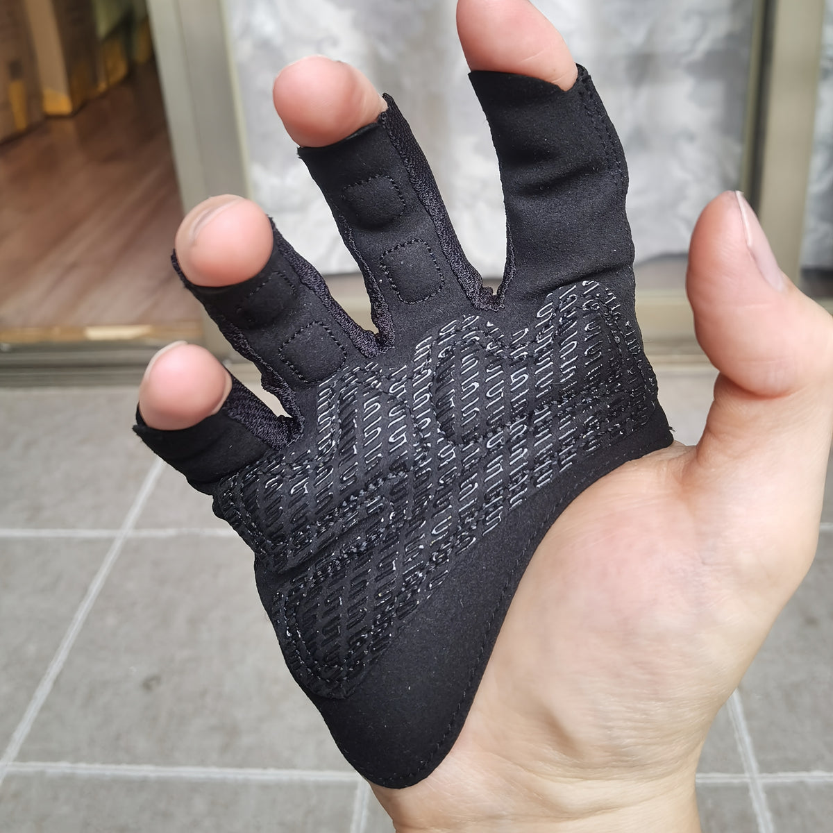 Gants sans doigts antidérapants fins en cuir, noir