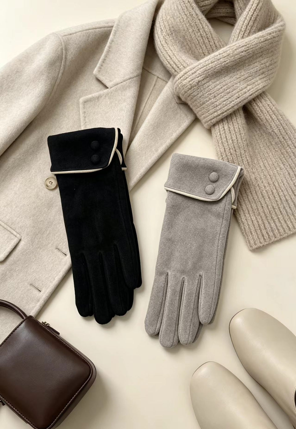 Gants à bouton-pression en suédine