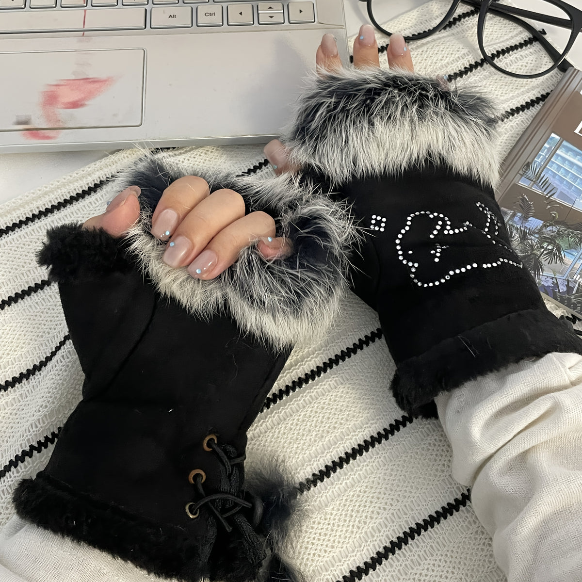 Gants sans doigts en maille, 2 coloris, blanc et noir