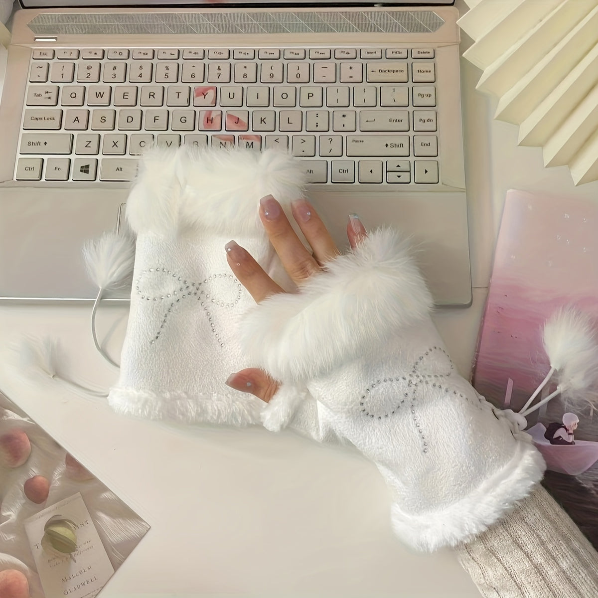 Gants sans doigts en maille, 2 coloris, blanc et noir brillant