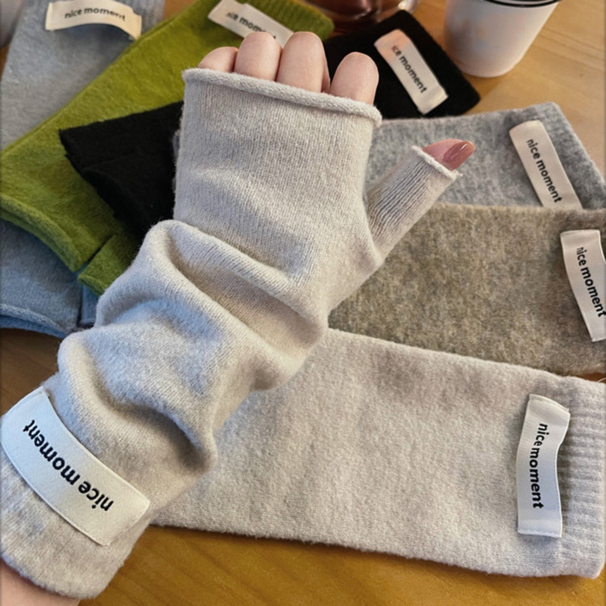Manchons à passage pour le pouce en maille — lot de 2 paires (modèle 2)