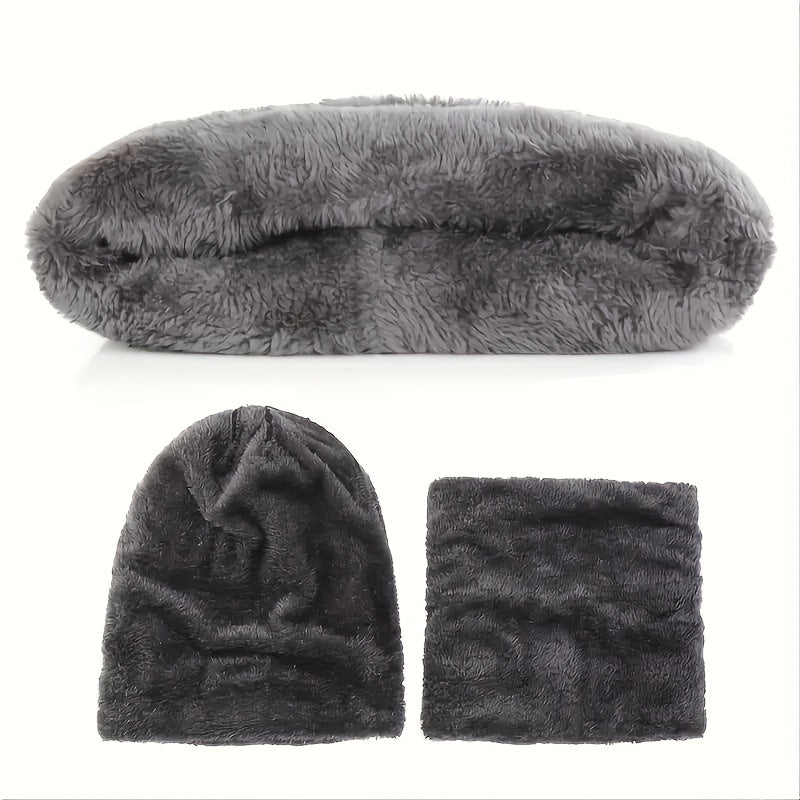 Ensemble 5 pièces — bonnet, tour de cou, gants, chaussettes et cache-oreilles